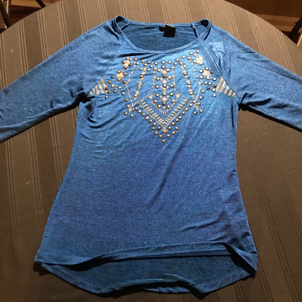 Sequined top - Picture 2 of 5